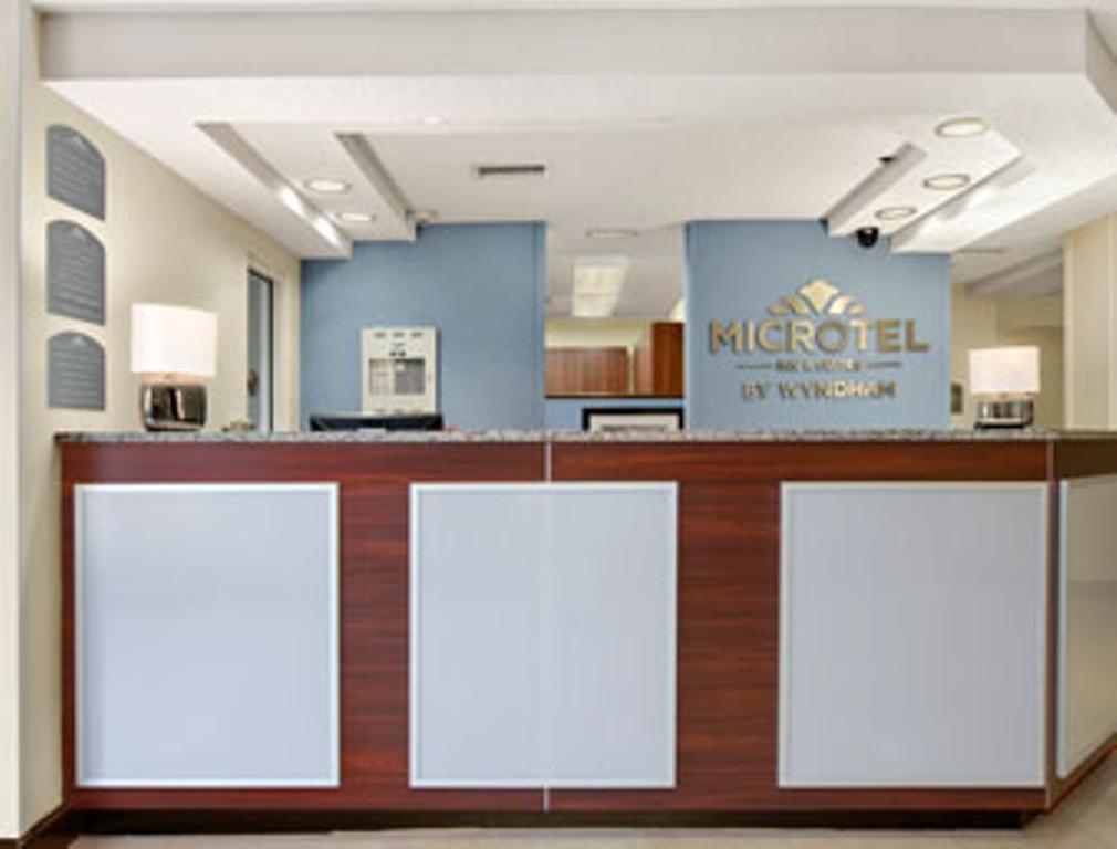 Microtel Inn & Suites - Greenville Interior photo